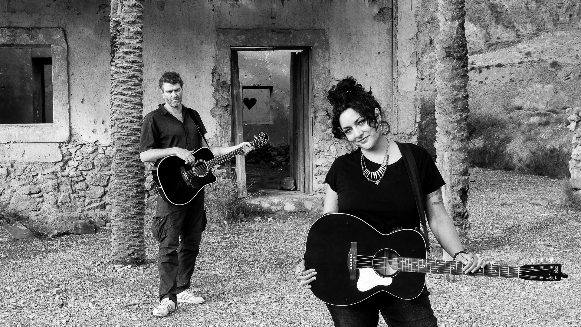 Eloa Folk acoustic band